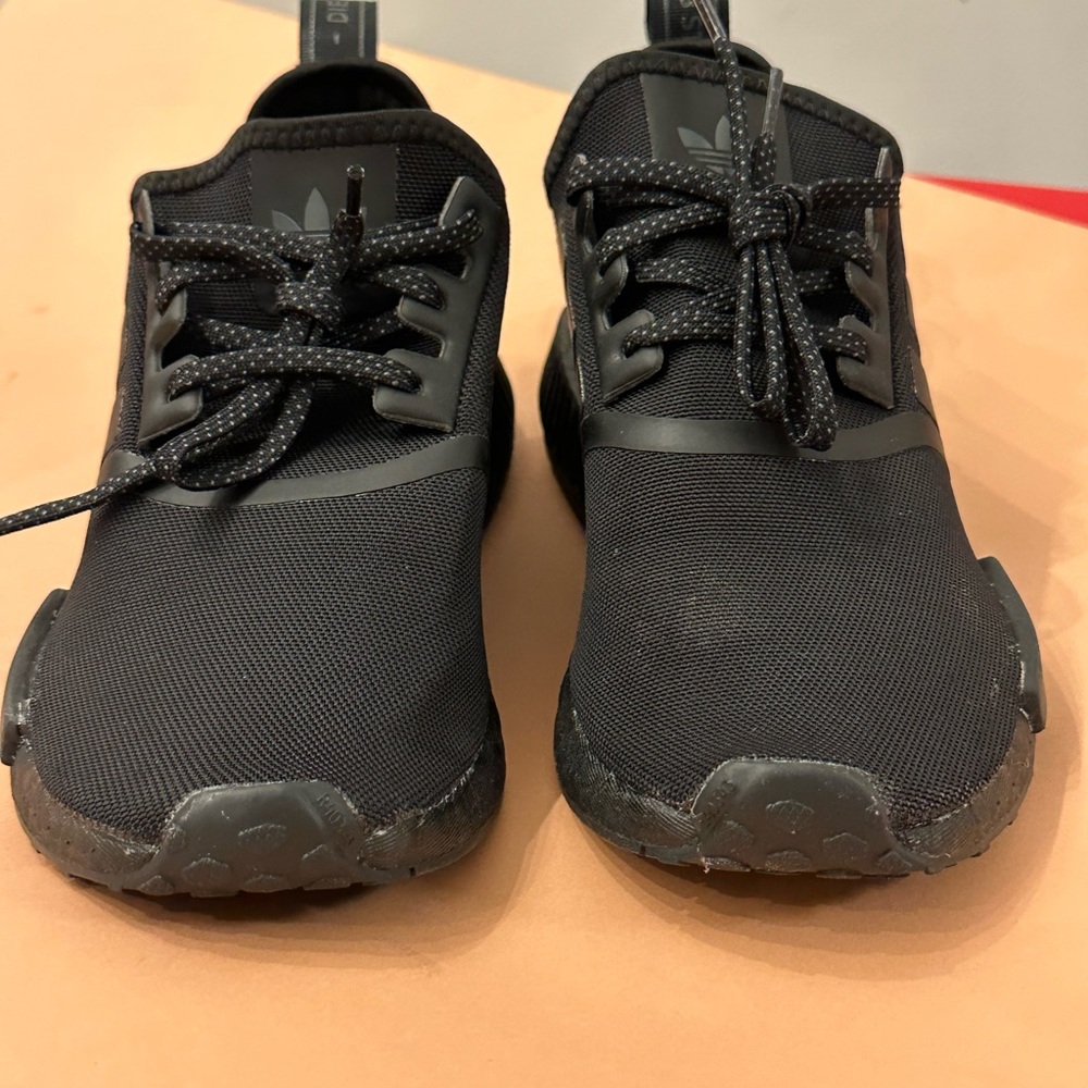 NMD R1 adidas VI - Picture 2 of 7